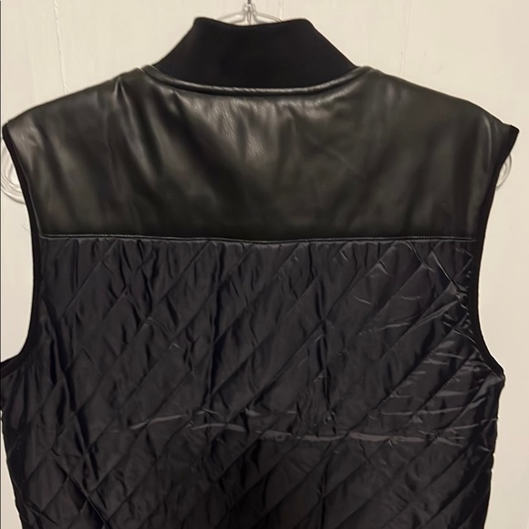 DKNY Black Quilted Vest - Picture 4 of 12